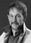 Jon Benda (Gonzalo)