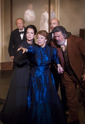 Firs, Varya, Ranevskaya, Simeonov-Pishchik, and 
        Gaev (Art Jacobson, Arlene Naughton, Patty Gallagher, Kenton Jones and Roger 
        Owen)