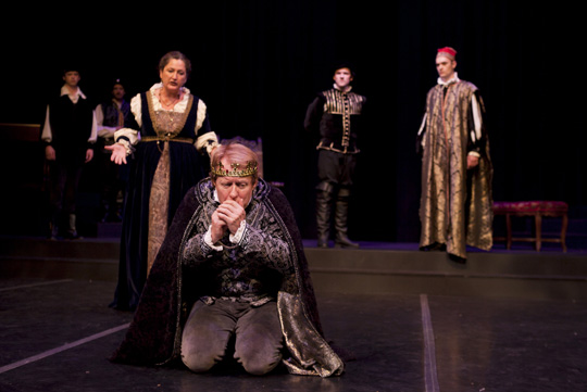 Kathryn Kellner as Paulina and Joseph McGrath as Leontes
