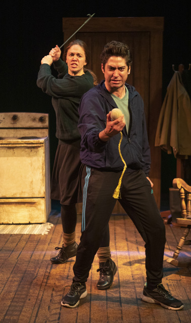 Holly Griffith as Maureen and Hunter Hnat as Ray Dooley