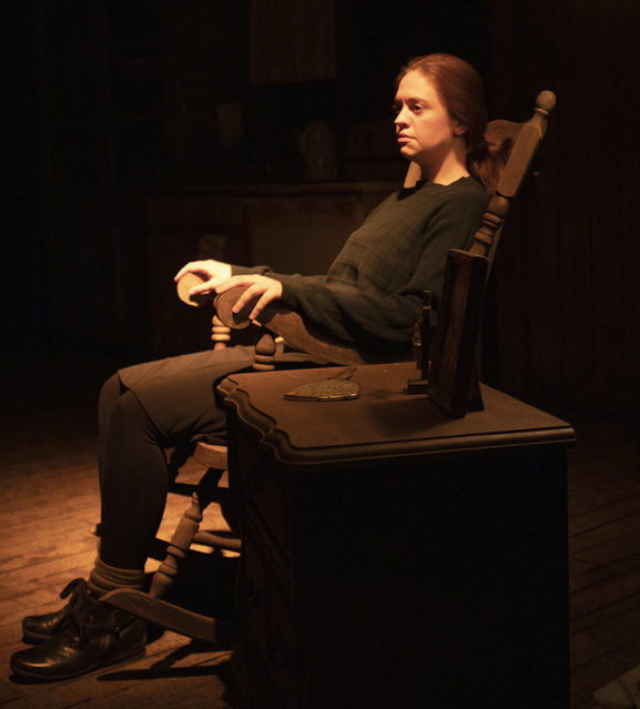 Holly Griffith as Maureen